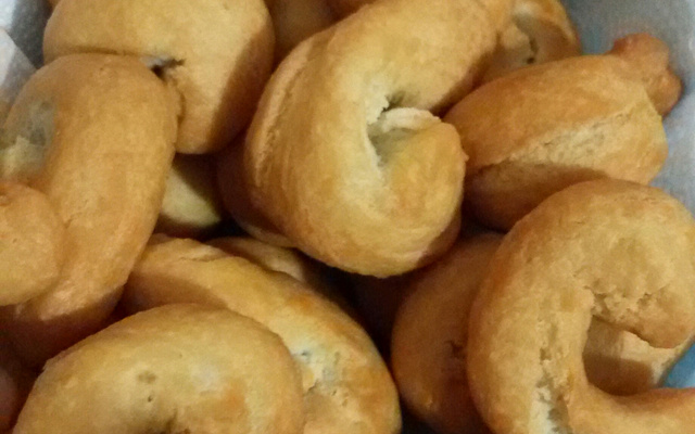 Biscoito frito de vinagre