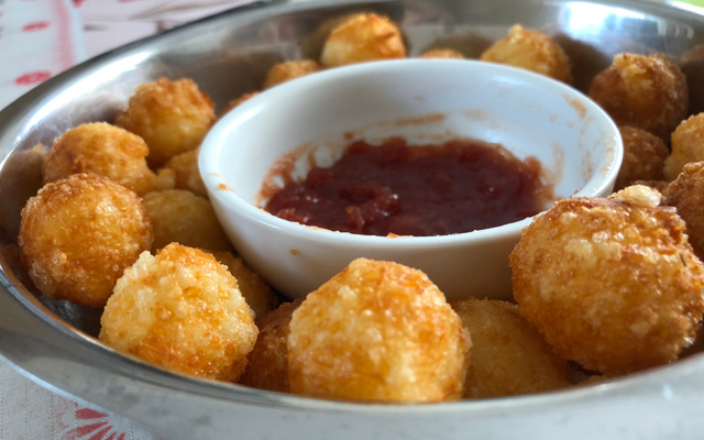 Pão de queijo frito da Kathleen