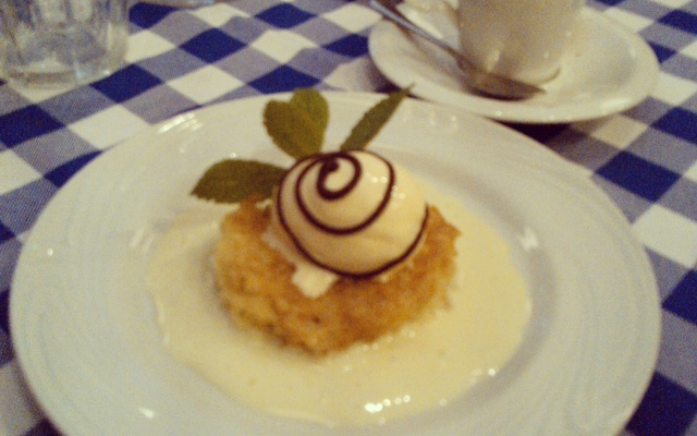 Sorvete de creme e queijo