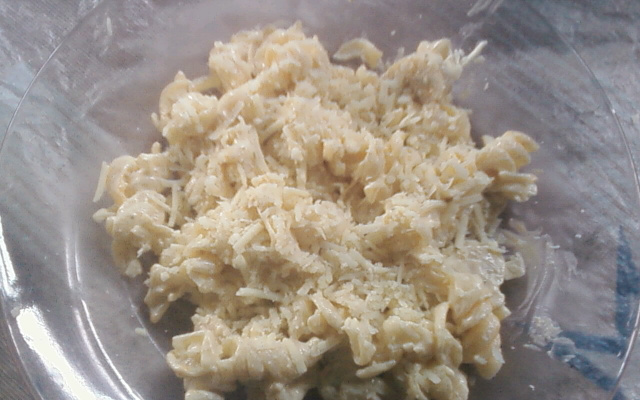 Macarrão ao creme de cogumelo