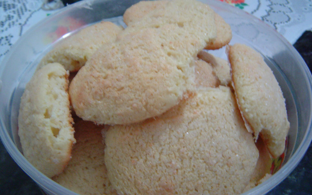 Bolachas de queijo parmesão do Lúcio Cezar