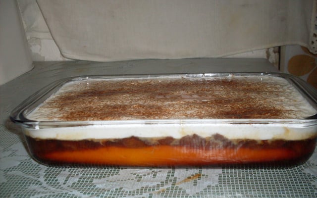 Sobremesa deliciosa de banana nanica com canela