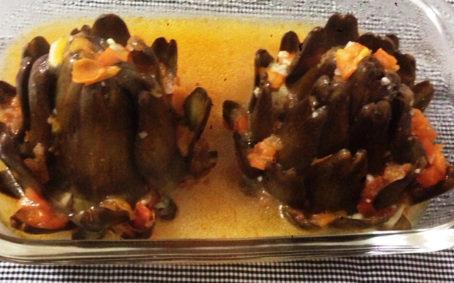 Alcachofra com molho