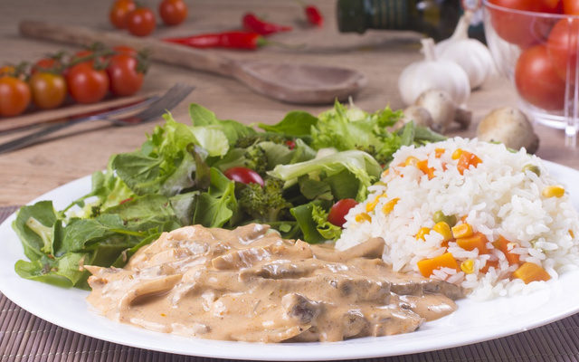 Estrogonofe à brasileira