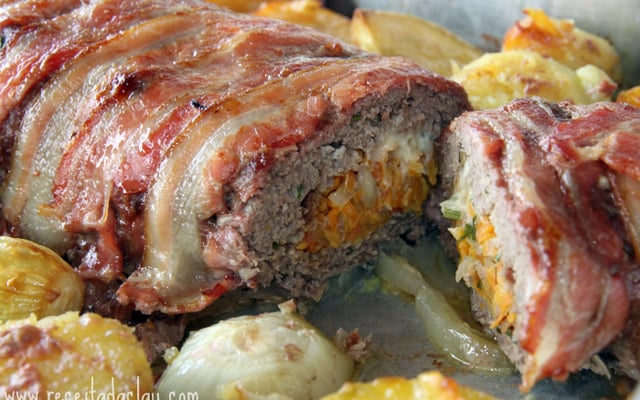 Rolo de carne com batata doce