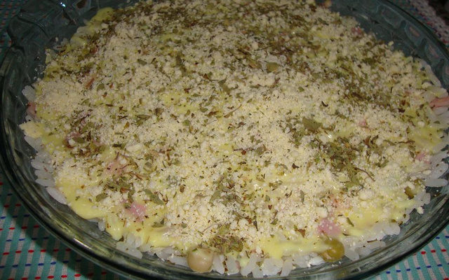 Arroz com presunto e requeijão cremoso
