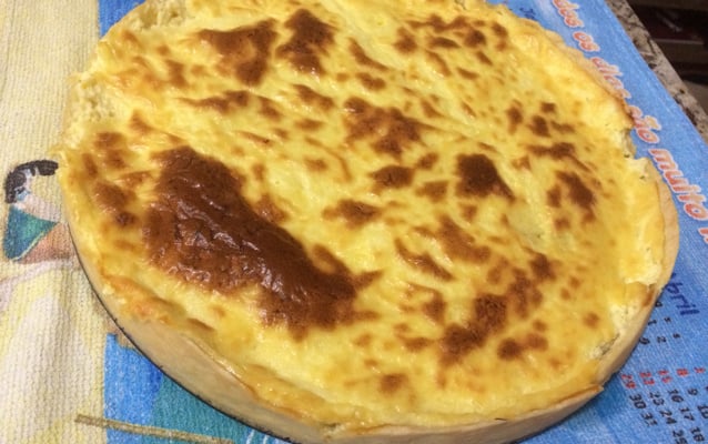 Quiche de queijo e alho poró
