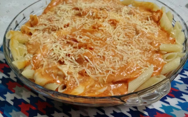 Macarrão com requeijão
