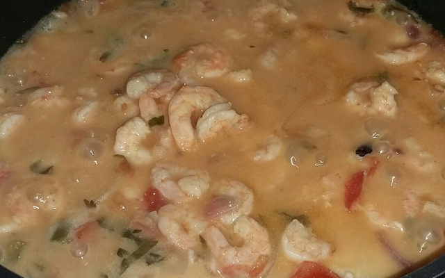 Moqueca de pintado com camarão