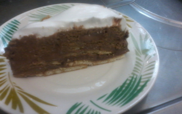 Torta de bolacha com café