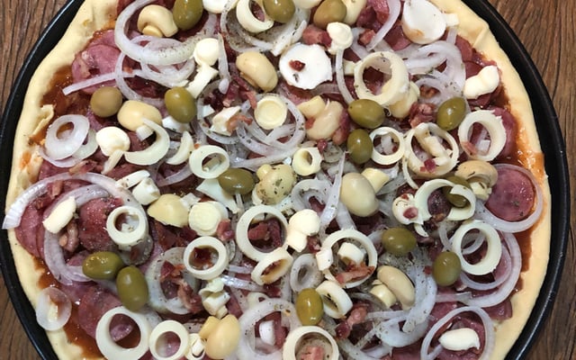 Massa de pizza para forno a lenha (com semolina)