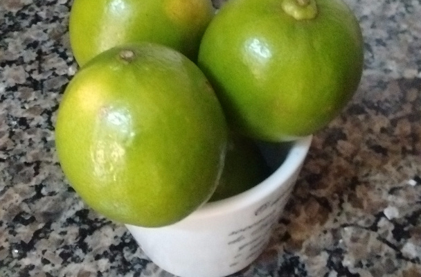 Chá de limão (adeus tosse)