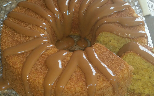 Bolo de fubá com milho