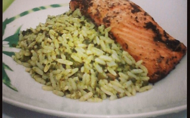 Salmão assado à provençal