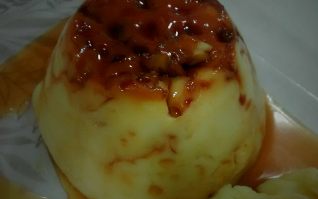 Pudim de leite na caneca