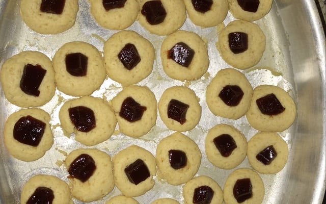 Beliscão de goiabada ( goiabinha )