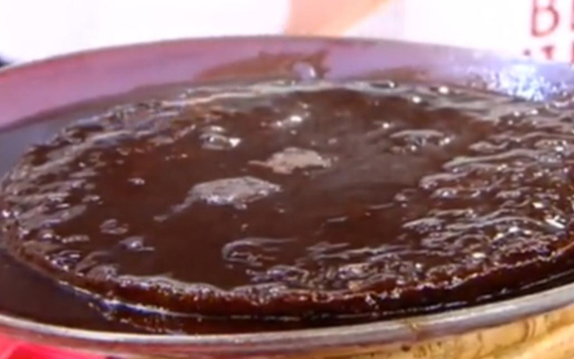 Bolo preguiça de chocolate