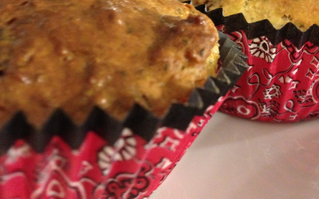 Muffins de bacon e parmesão