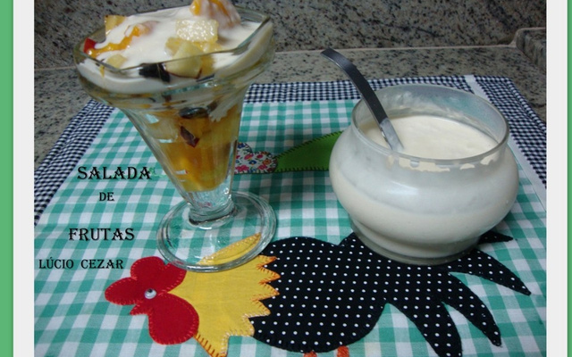 Salada de frutas ( Lúcio Cezar)
