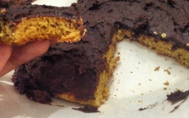 Bolo de cenoura de frigideira