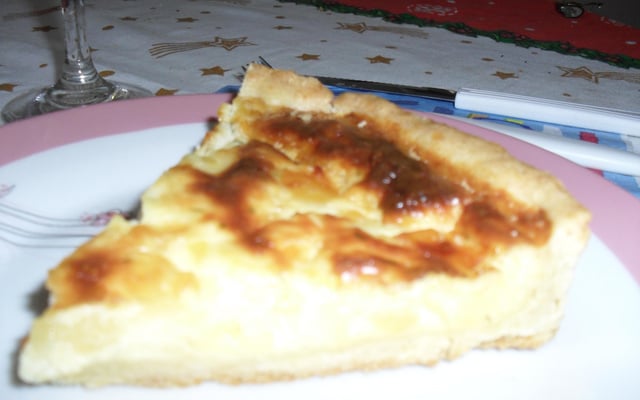 Quiche de requeijão e queijos