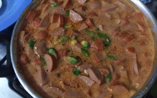 Molho de salsicha simples