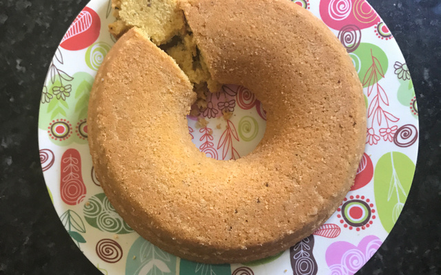 Bolo de fubá vegano - fica igualzinho ao normal