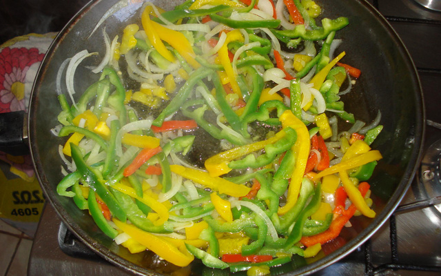 Salada de berinjela e pimentão