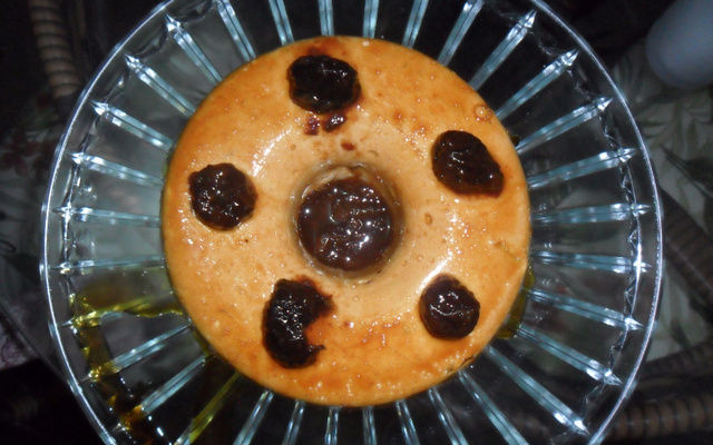 Pudim de claras com ameixas