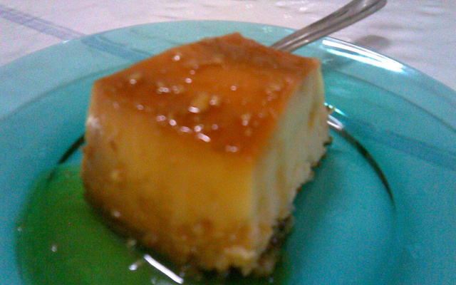 Pudim cremoso de coco