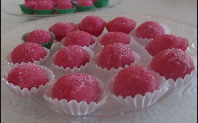 Docinho de morango ou gelatina