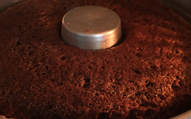 Bolo de chocolate de microondas
