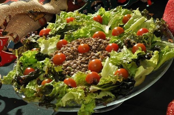Salada de linhaça  com grão de trigo
