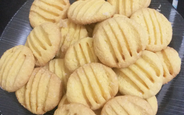 Biscoito amarelinho (fubá)