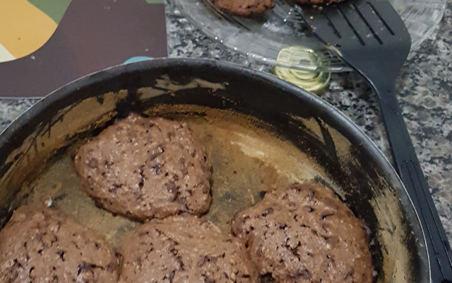 Cookies de aveia com chocolate e coco