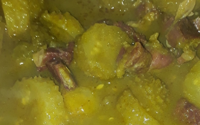 Maxixe com carne seca