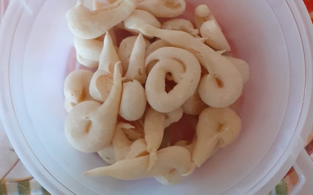 Biscoito de polvilho com coalhada ou iogurte natural