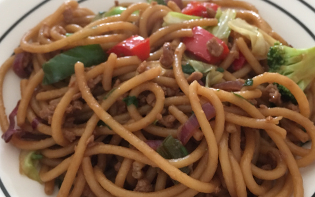 Yakissoba vegetariano