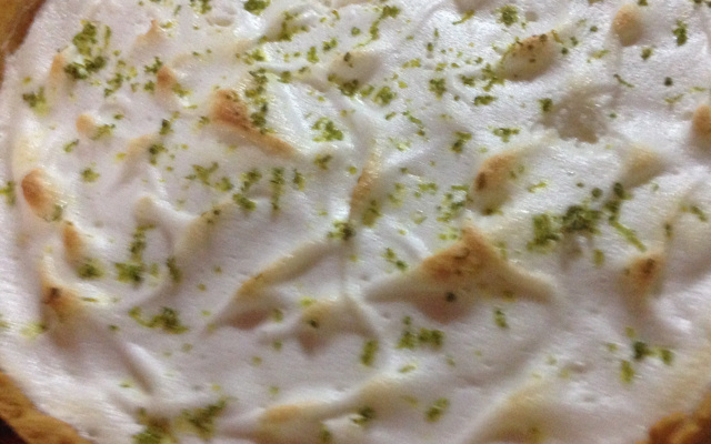 Torta de limão fácil e gostosa