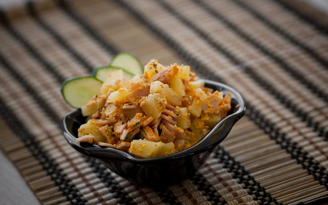 Salada de batata com presunto