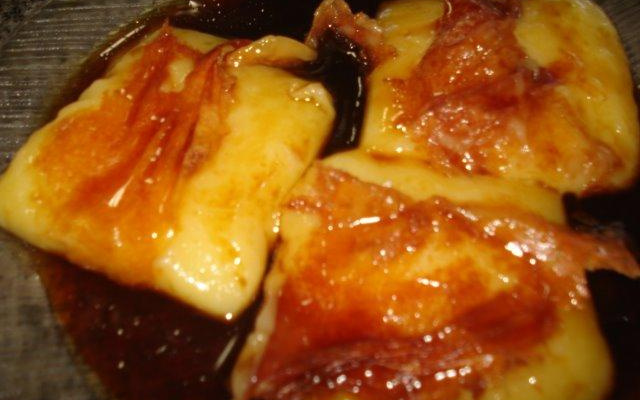 Queijo de manteiga com mel engenho