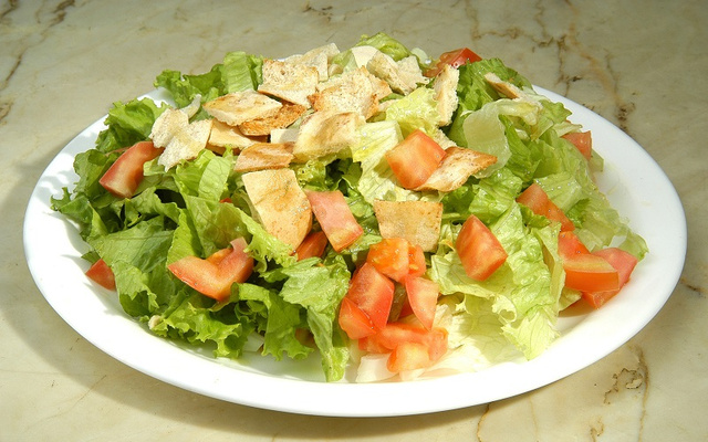 Salada fattoush Arabesco