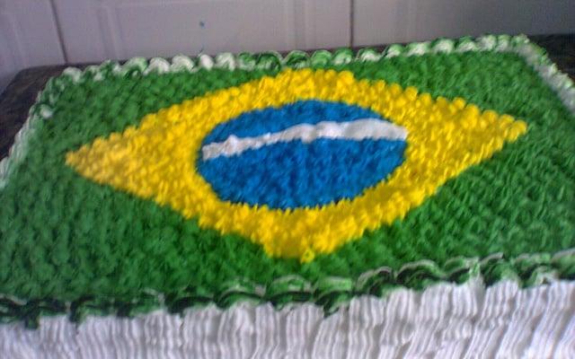 Bolo de aniversário de pêssego