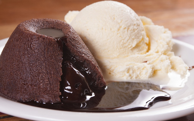 O verdadeiro petit gâteau au chocolat chaud