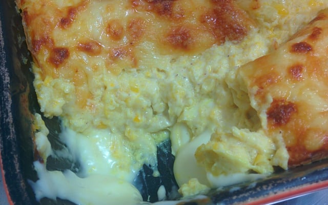 Frango desfiado ao creme de milho