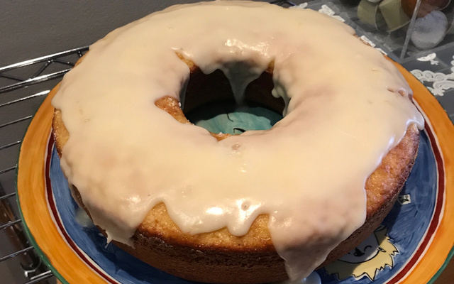 Bolo de laranja molhadinho