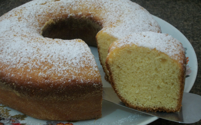 Bolo de milho verde com fubá