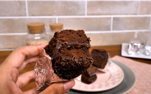 Bolo gelado de chocolate