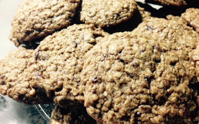 Cookies de aveia com chocolate