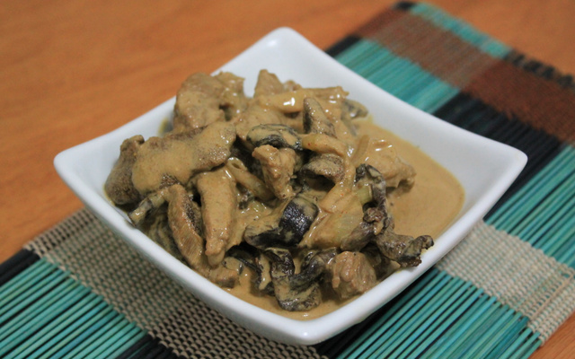 Carne ao molho funghi